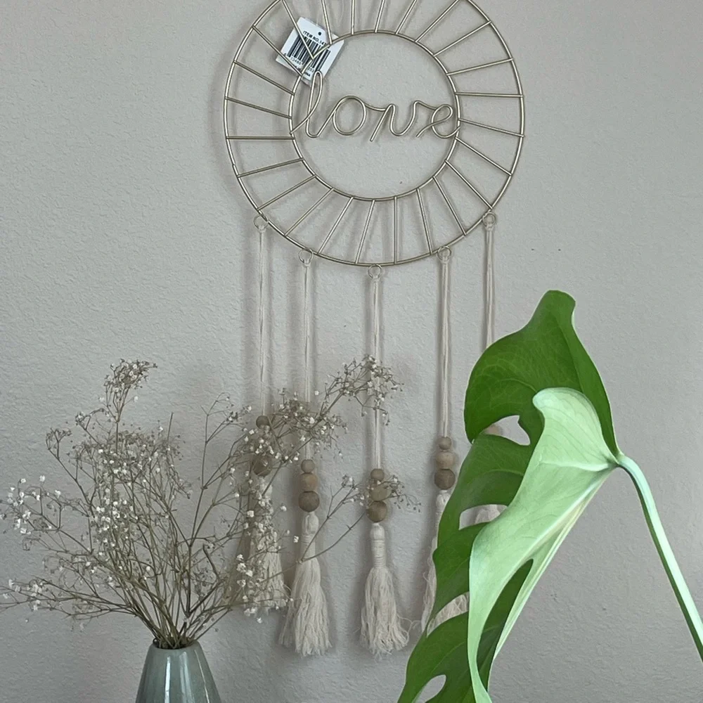 N/A love center